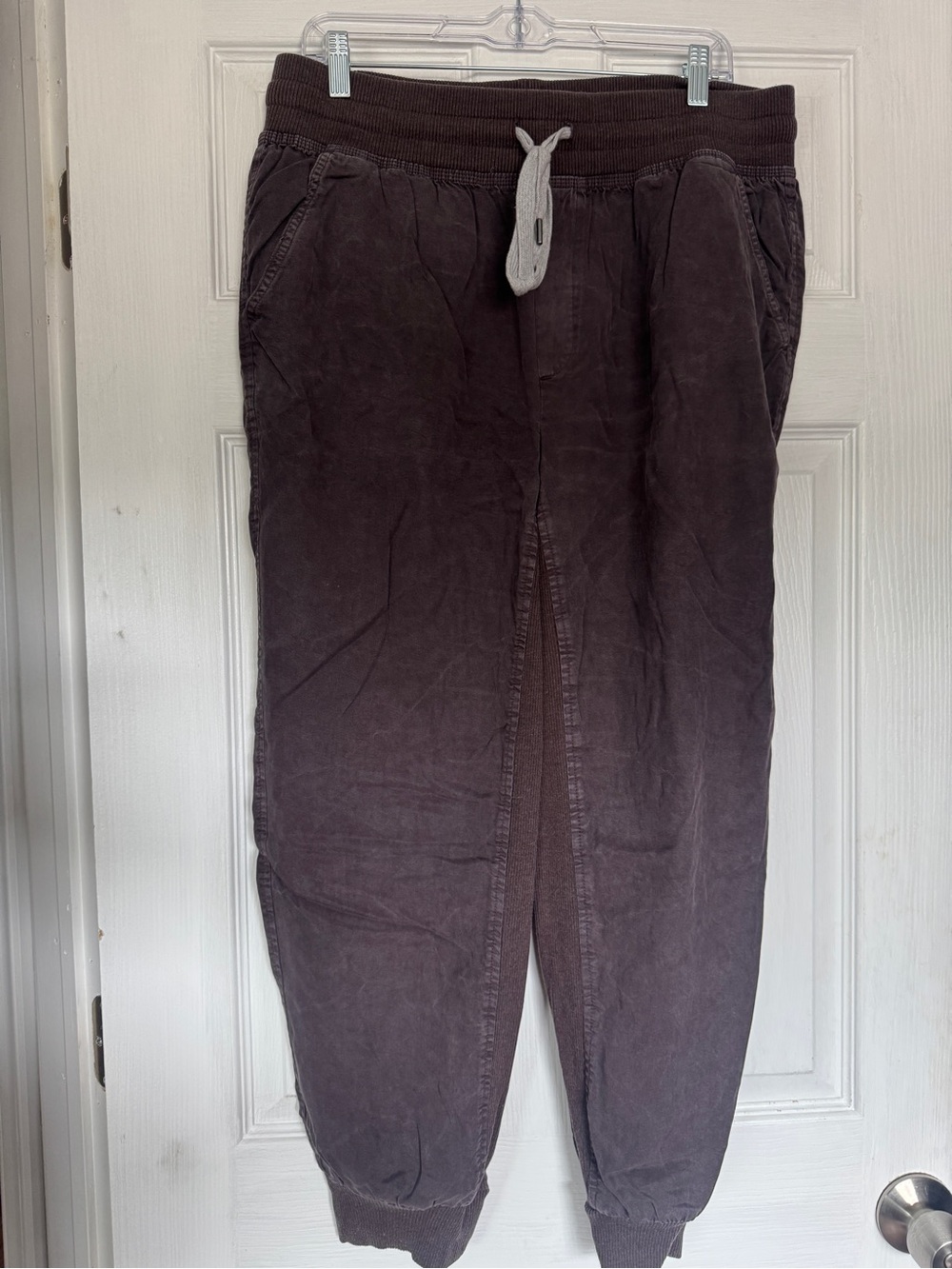 aerie Women's Dark Brown Drawstring Jogger Sweatpants